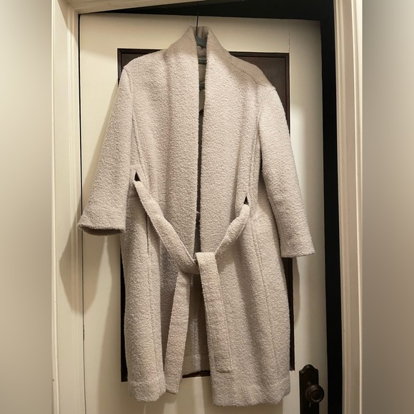 Vince Cozy Cream Belted Wool Coat - Picture 1 of 4